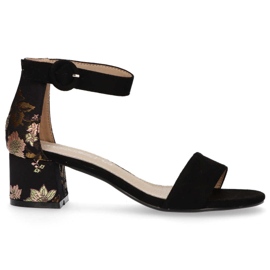 Sandálias pretas Filippo DS1283 / 20 Bk preto