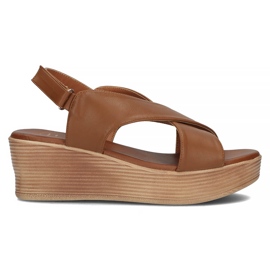 Sandálias castanhas Filippo DS3609 / 22 Br marrom