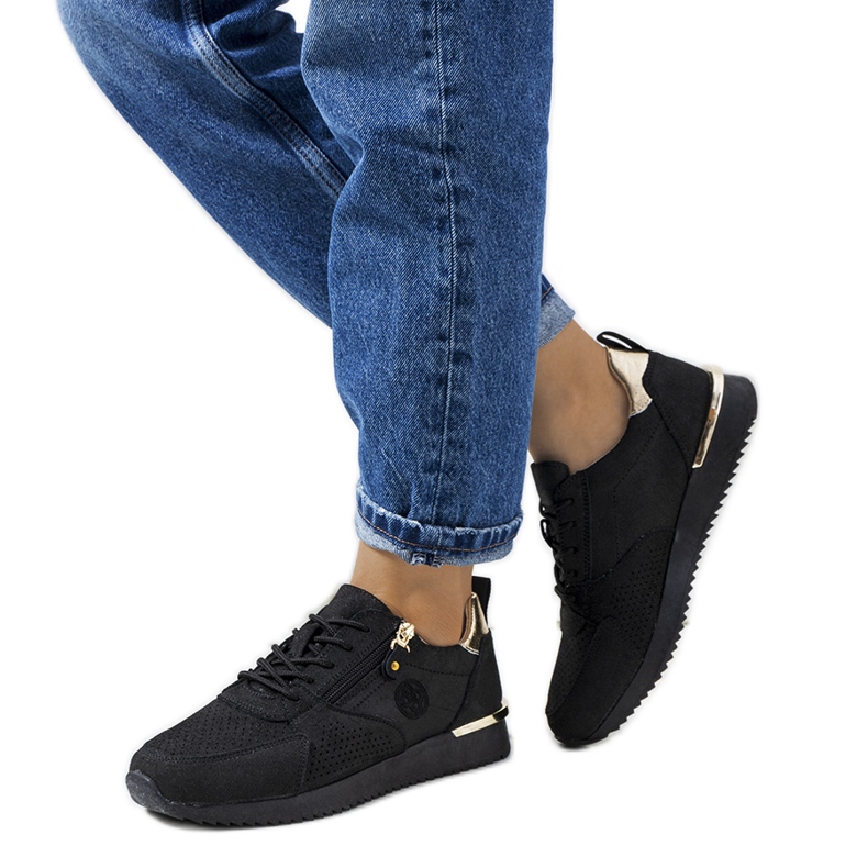 Tênis preto de couro Ancaster dourado