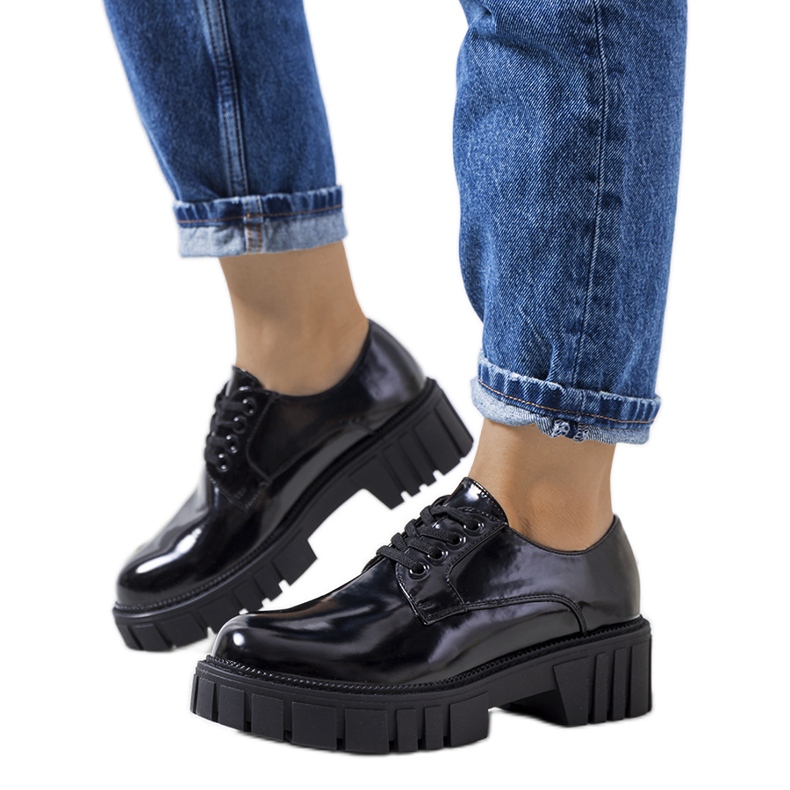 Sapato Cardero lacado preto