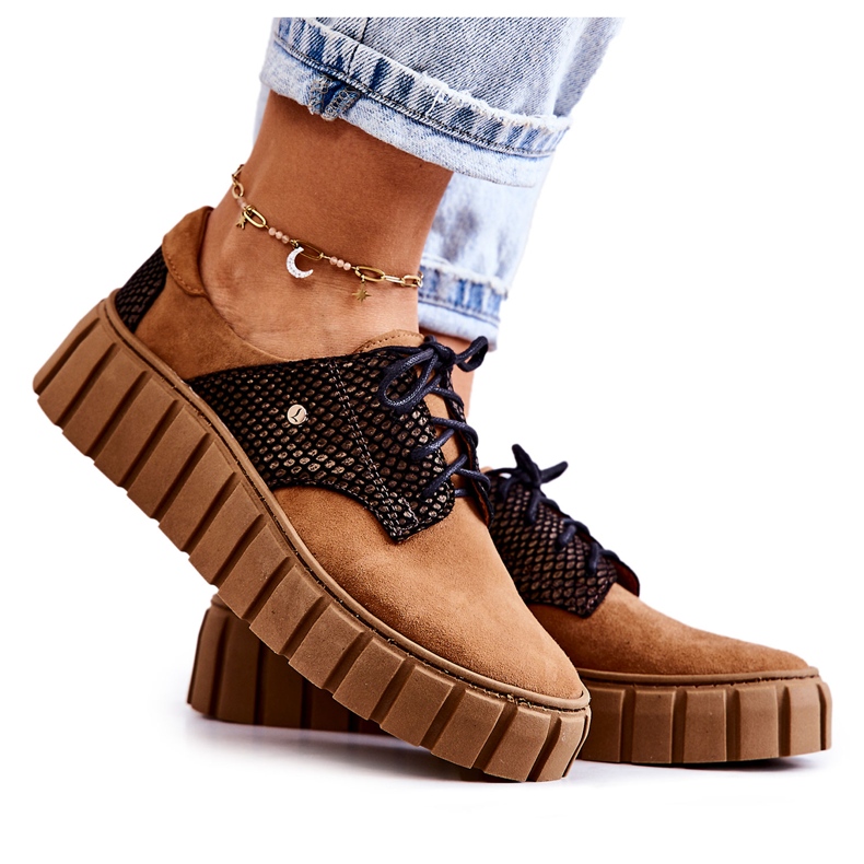 Sapatos de camurça na plataforma hipnose marrom castanho