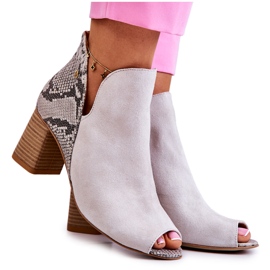 Botas de couro em uma barra Maciejka 05507-37 bege claro marrom