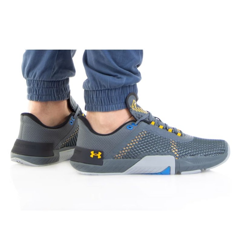 Under Armour Tri Base Regin 4 M 3025052-104 cinza