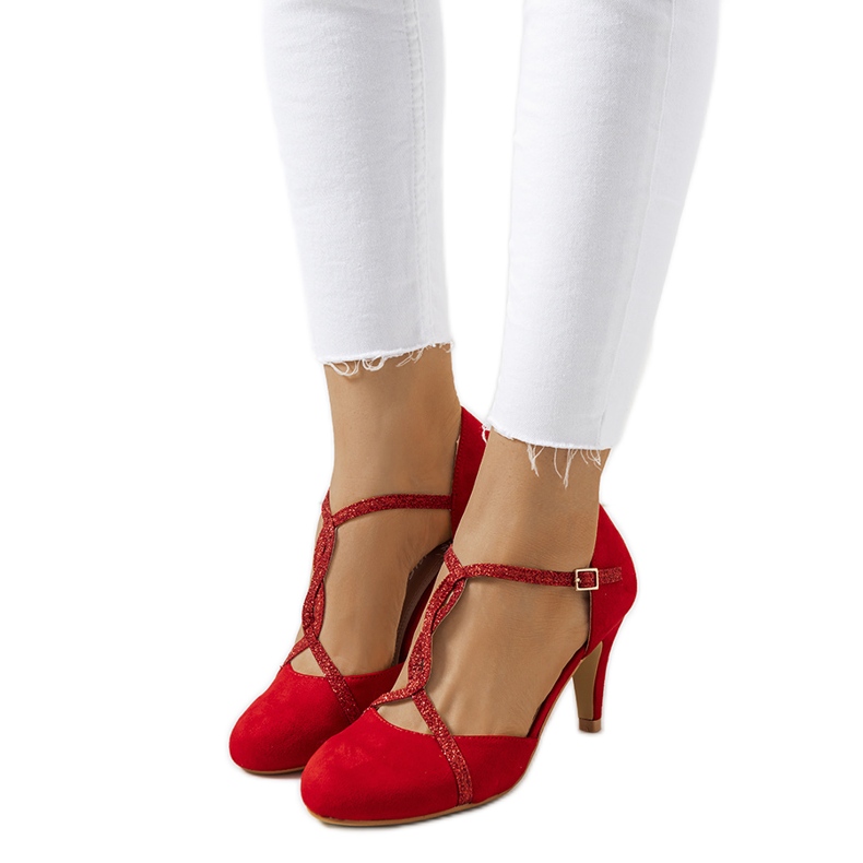 Bombas vermelhas no calcanhar Luiken vermelho