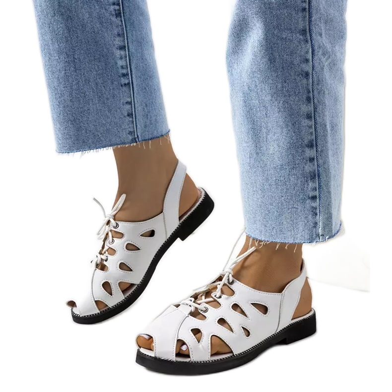 Vlis sandália branca com amarração branco