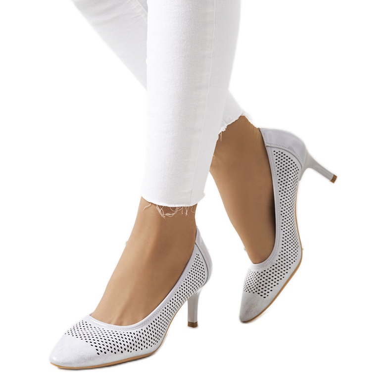 Bombas cinzentas a céu aberto com salto Carling prata cinza