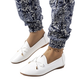 Mocassins brancos Carlsen