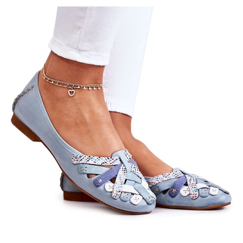Bailarinas femininas de couro Maciejka 01358-34 Azul claro