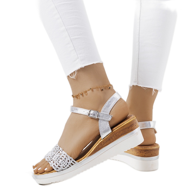 Sandálias prateadas com tira decorativa Kirk prata