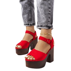 Sandálias vermelhas na plataforma Duncan vermelho Sandálias vermelhas na plataforma Duncan vermelho