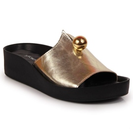 Chinelos de couro com bola decorativa T. Sokolski W SCA165B dourado