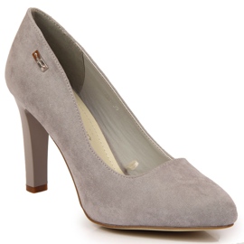 Bombas em um pilar cinza de camurça Sergio Leone Bombas em um pilar cinza de camurça Sergio Leone