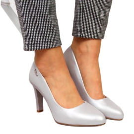 Bombas em um poste prata perolado Sergio Leone