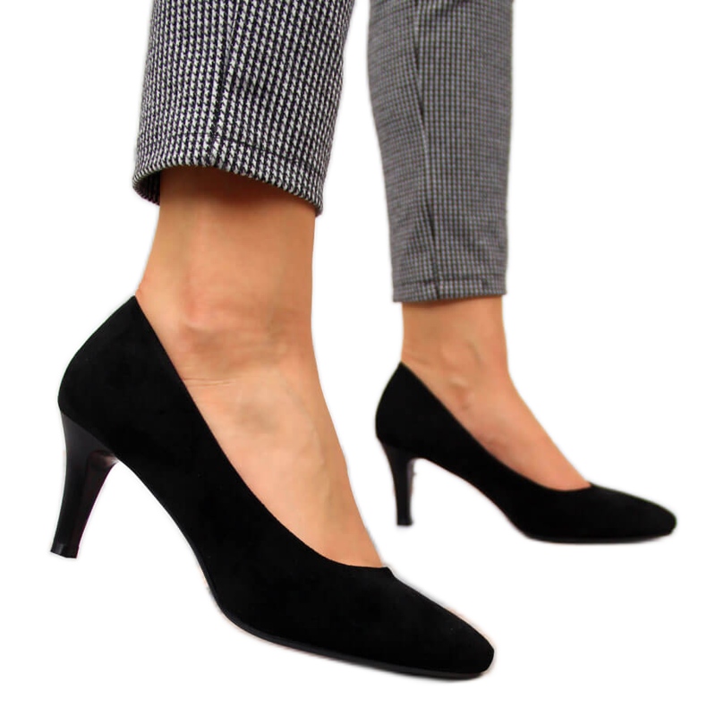 Scarpin Sergio Leone preto de camurça