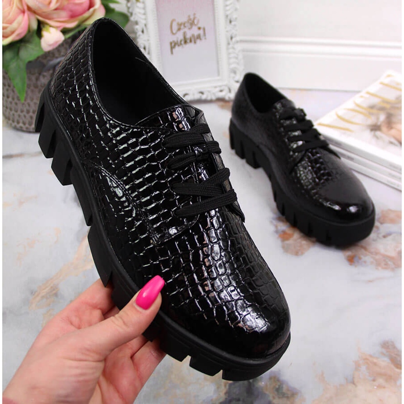 Botas lacadas Vinceza para mulher