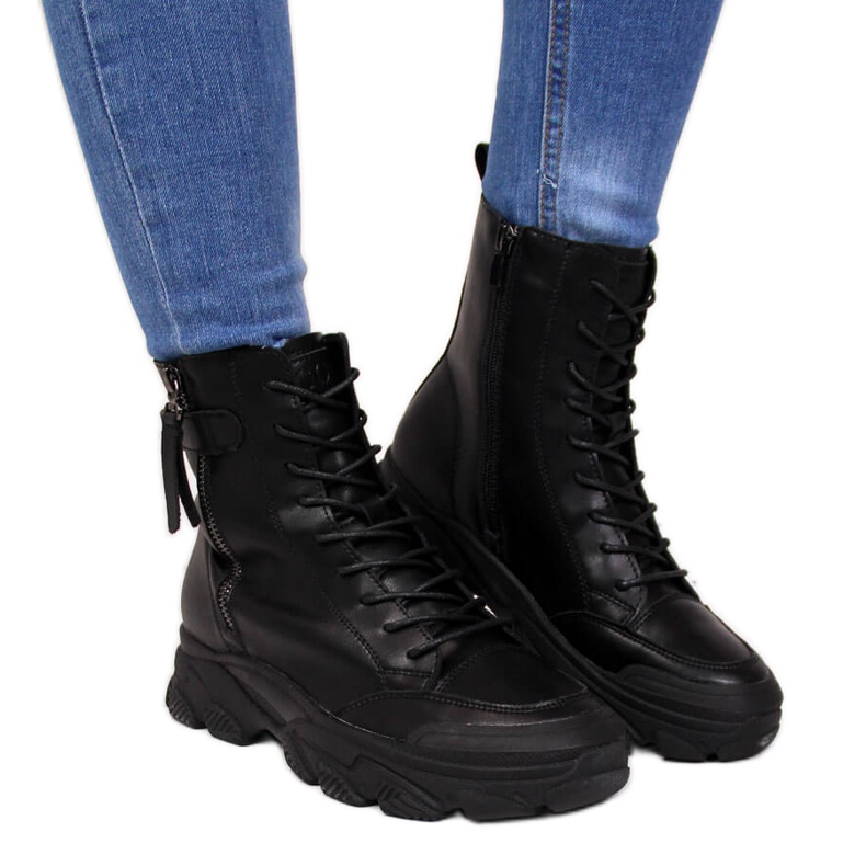 Botas de couro femininas na plataforma Goe II2N4031 preta preto