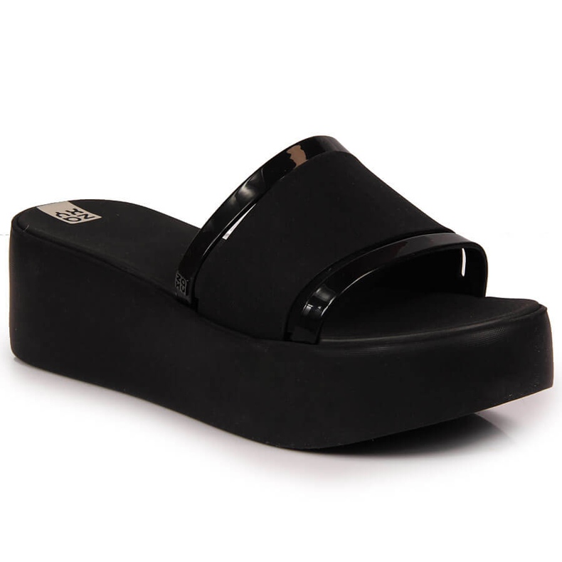 Chinelos de borracha para mulheres pretas na plataforma Zaxy HH285197 preto