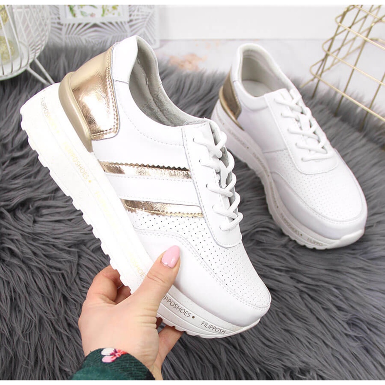 Sapatos femininos de couro na plataforma branca Filippo branco