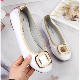 Bailarinas femininas de couro branco Filippo Bailarinas femininas de couro branco Filippo