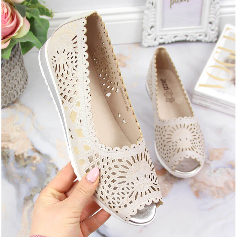 Sapatos femininos Jezzi a céu aberto, biqueira aberta e bege