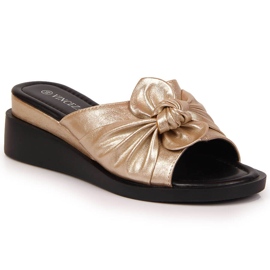 Chinelos de cunha dourados de mulher Vinceza