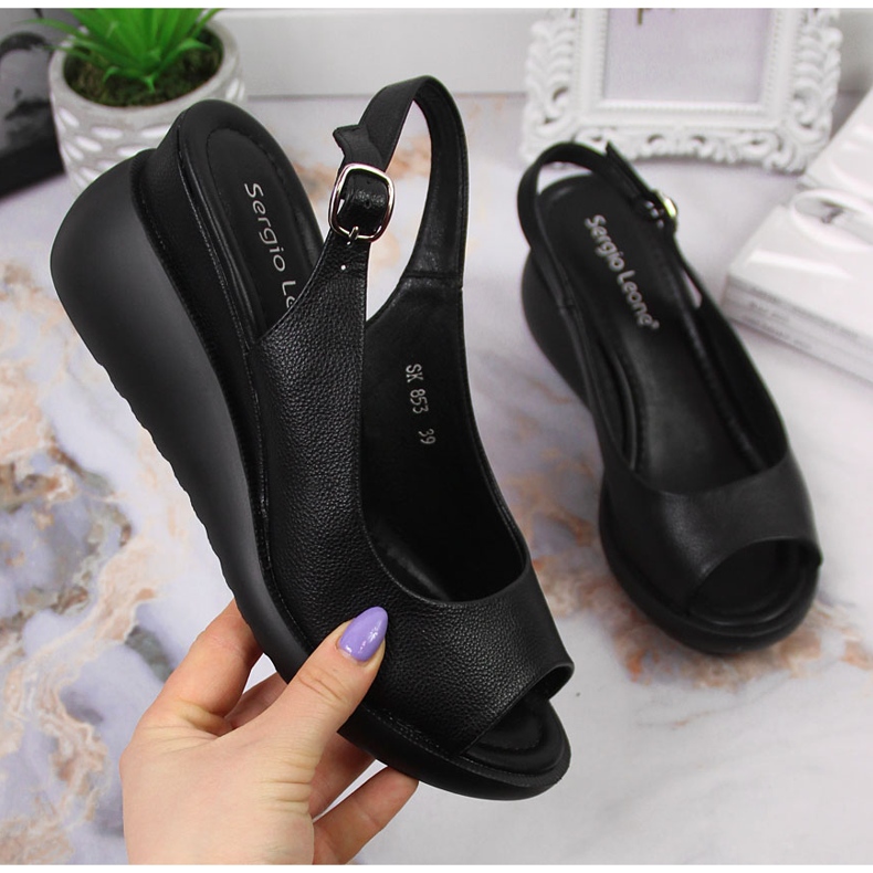 Sandálias pretas de mulher em cunha Sergio Leone preto