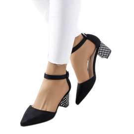 Bombas pretas no post Rowena preto Bombas pretas no post Rowena preto