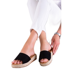 TRENDI Chinelos elegantes na plataforma preto