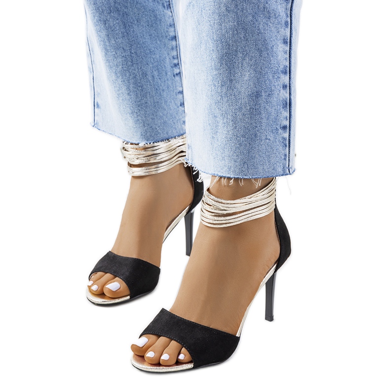 Sandália preta de salto alto Vasquez preto