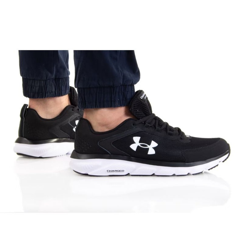 Declaração Carregada Under Armour 9 M 3024590-001 preto