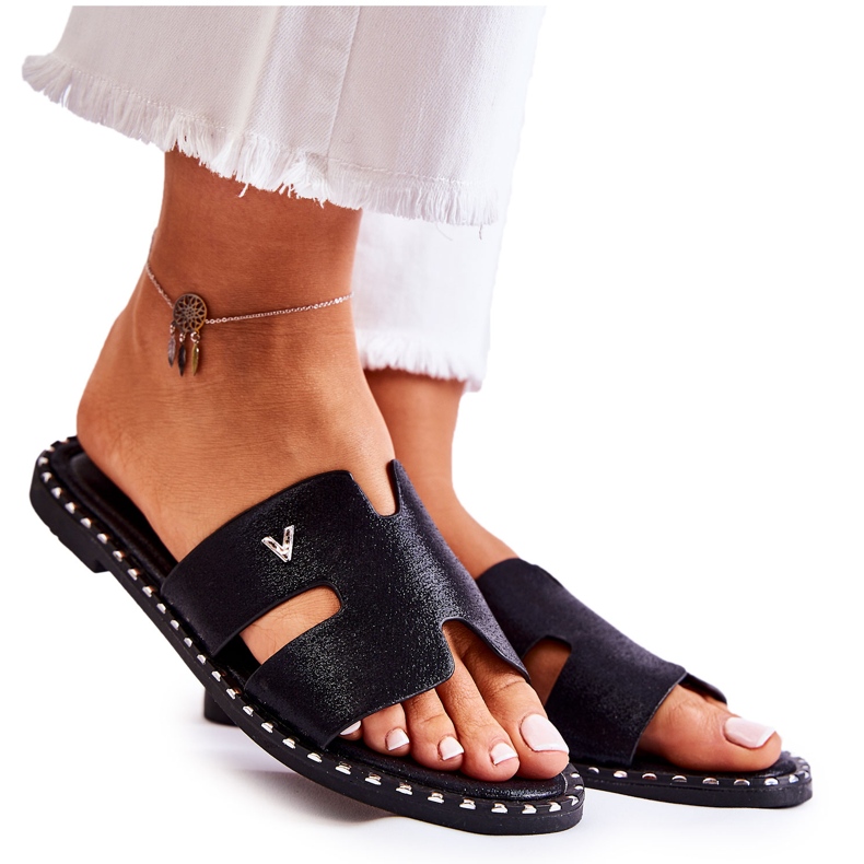 Vinceza Chinelos femininos da moda com emblema Miquel preto