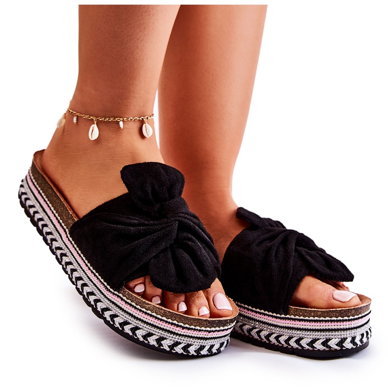 FJ1 Chinelos femininos em uma plataforma maciça Black Terisa preto