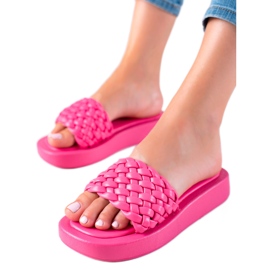 Mannika Chinelos na plataforma rosa Mannika Chinelos na plataforma rosa