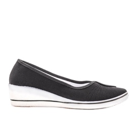 Tênis preto Denison com salto de cunha Tênis preto Denison com salto de cunha