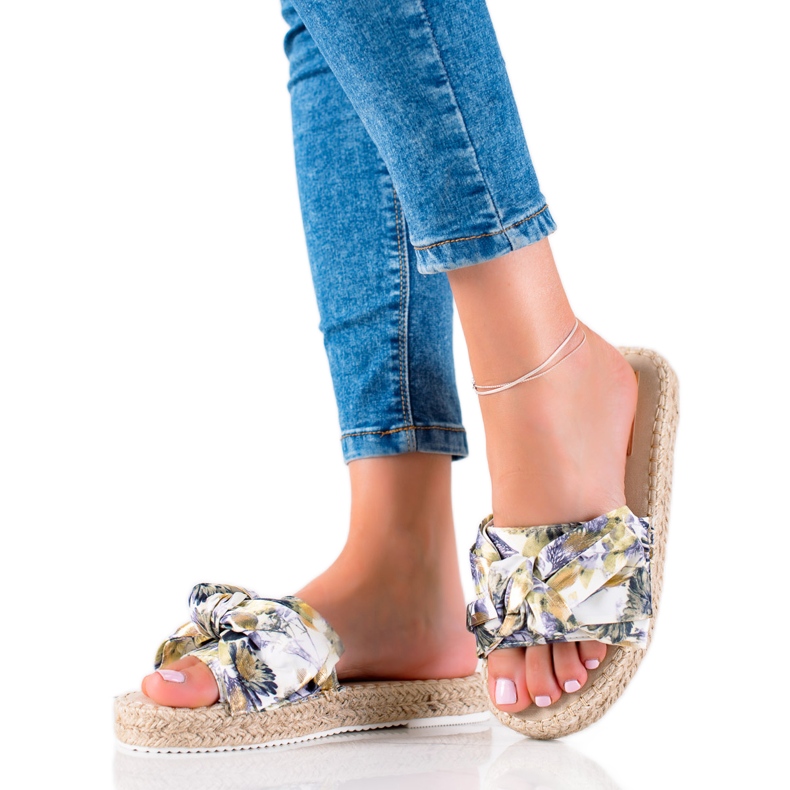 TRENDI Chinelos em plataforma de palha multicolorido