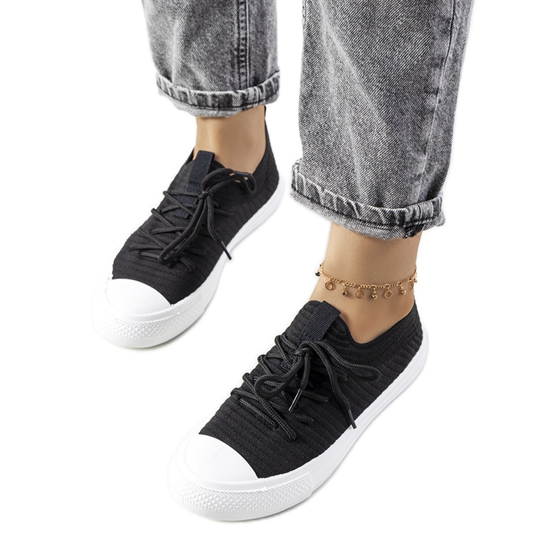 Tênis feminino preto Medina