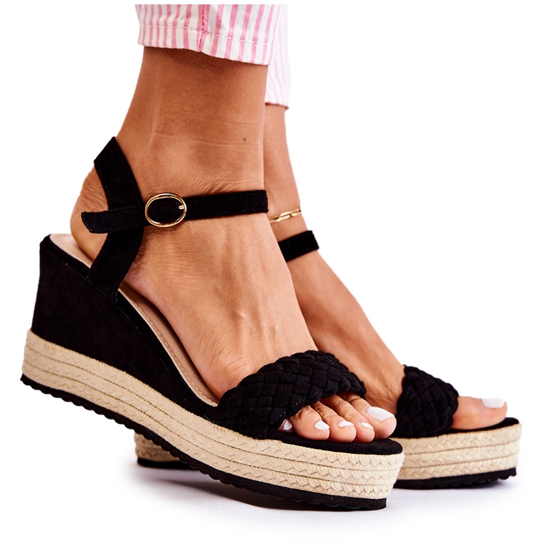 FB2 Sandálias de cunha preta Gabriela de camurça bege preto