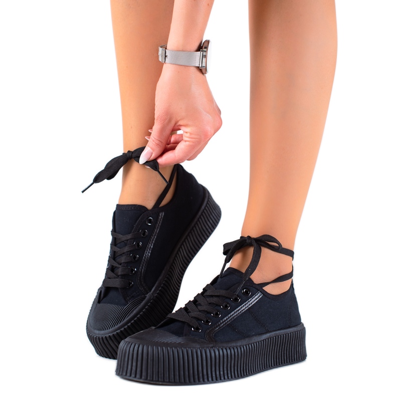 SHELOVET Tênis em uma ampla plataforma preto