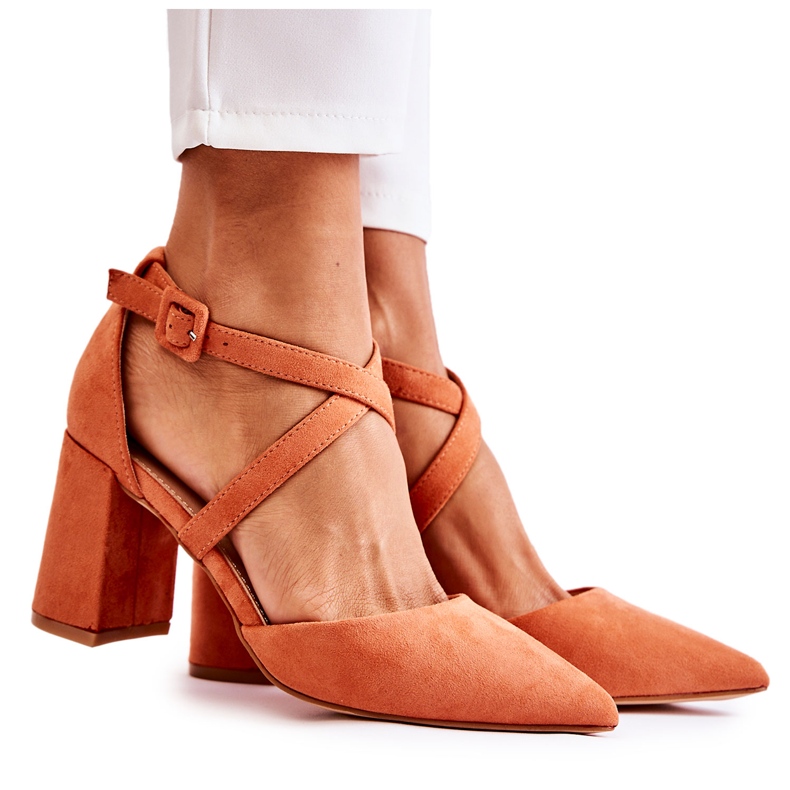 FB1 Sandálias da moda em uma barra de laranja Sinari