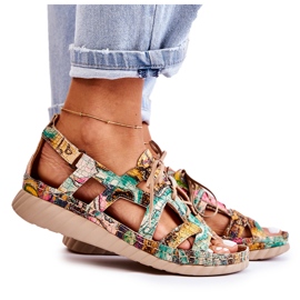 Maciejka Sandálias femininas de couro com velcro 05375-09 verde