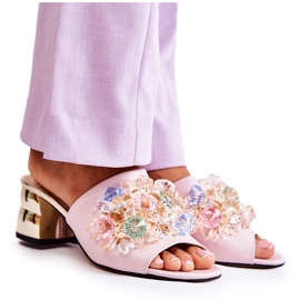 PA2 Chinelos femininos de couro de salto alto com decoração rosa Calinda