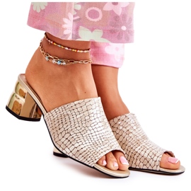 PA2 Chinelos femininos de couro crocodilo no salto bege Perry