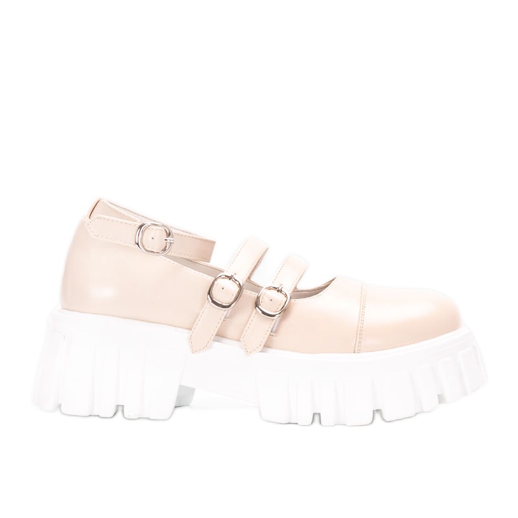 Sapatos bege com sola de trator por Jonell