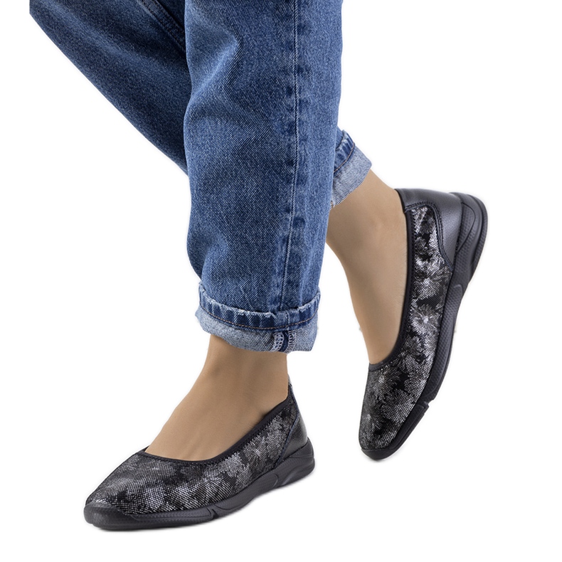 Tênis Bonnert de couro preto