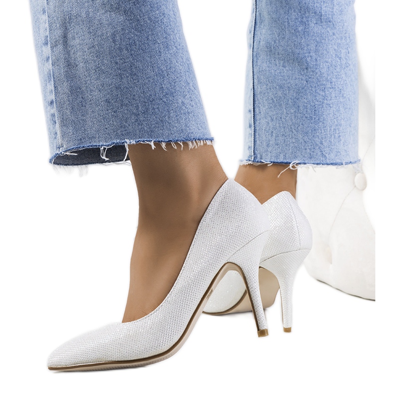 Salto Macerra branco brilhante