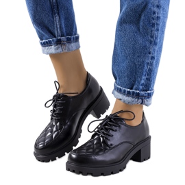 Sapato de salto alto preto Landra Sapato de salto alto preto Landra