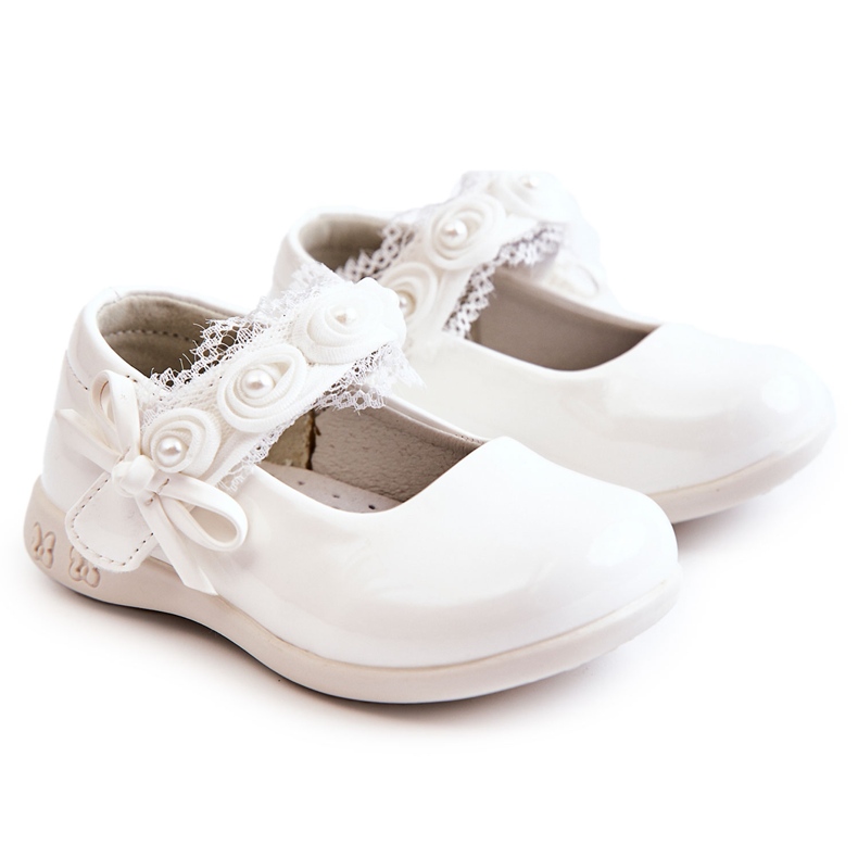 Bailarinas infantis brancas com velcro e renda branco