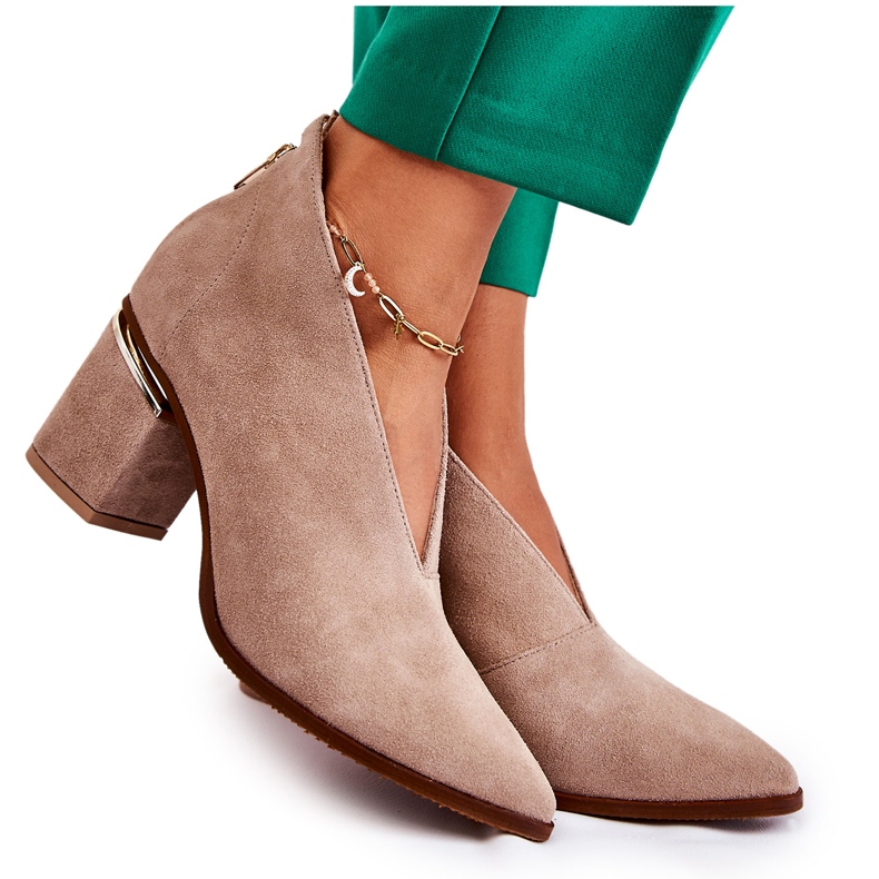 Botas de couro com salto alto Laura Messi bege claro 2344