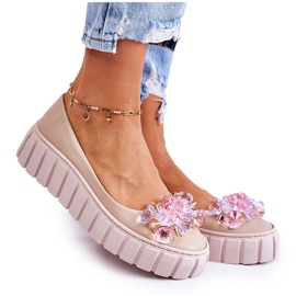 PA2 Bailarinas de couro em uma plataforma com decoração de ladette de cor bege