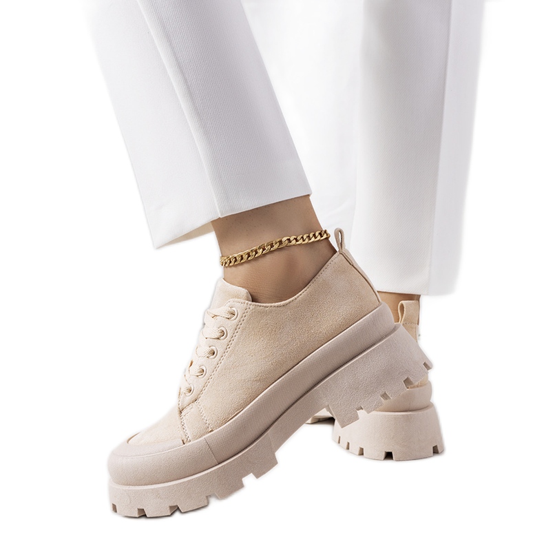 BM Tênis bege na plataforma Dearth